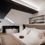Top Rooms Split
