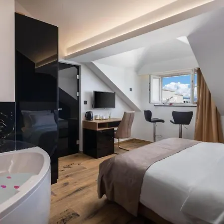 Apartament Top Rooms