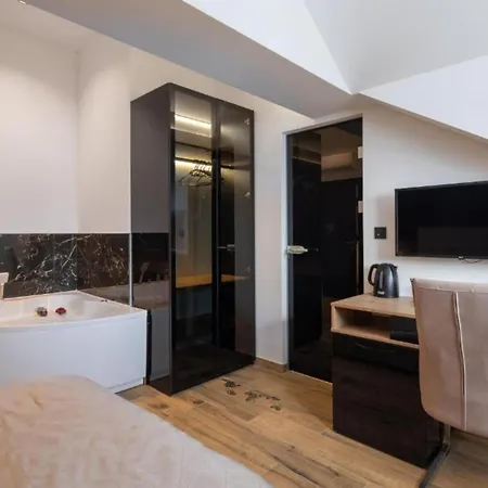 Top Rooms Apartman Split