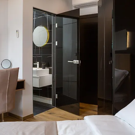 Top Rooms
