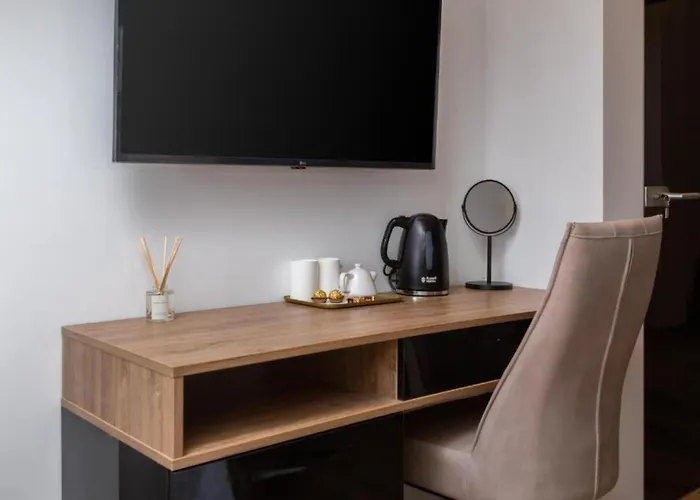 Apartment Top Rooms *