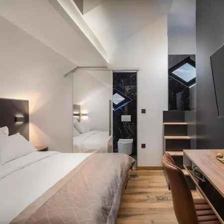 Top Rooms *